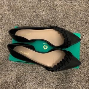 Nine West Wedge D’orsay Flat w/Ruffle Like New